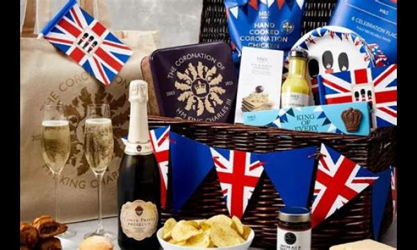 12 beste King's Coronation-mandjes: van M&S, John Lewis, Fortnum & Mason en meer