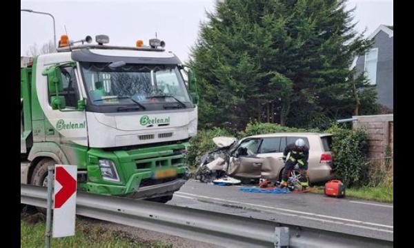 A487 crash: Twee vrouwen komen om nadat auto en vrachtwagen in botsing komen in Gwynedd