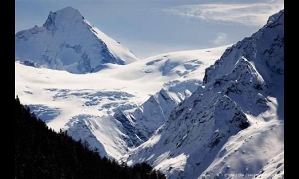 Acht doden na een val van ruim 4.000 meter van de hoogste actieve vulkaan in Europa en Azië