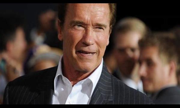 Arnold Schwarzenegger geeft toe dat de affaire met de huishoudster een vergissing was