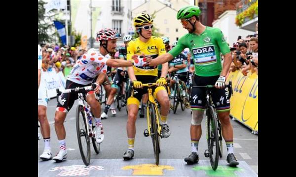 Geraint Thomas geeft blunder tijdritgilet in Tour de France toe: 'Ik ben nog steeds boos'