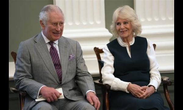 Hoe koning Charles en Camilla de verjaardag van de dood van koningin Elizabeth zullen vieren