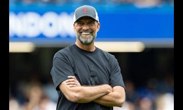 Jurgen Klopp tekent een nieuwe contractverlenging van twee jaar bij Liverpool tot 2026