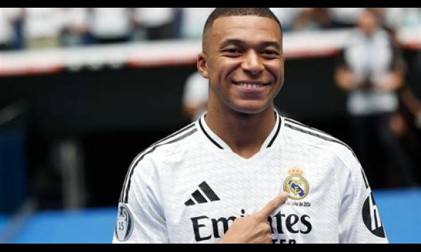 Kylian Mbappé begint aan de wedstrijden van Chelsea en Real Madrid voordat hij de grote hit maakt