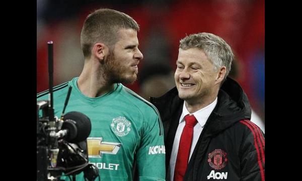 Ole Gunnar Solskjaer in confrontatie met David de Gea over de toekomst van Man Utd