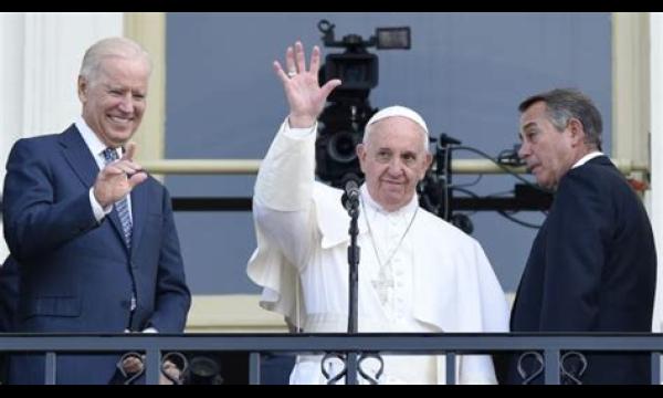 Paus Franciscus feliciteert Joe Biden met de Amerikaanse verkiezingsoverwinning