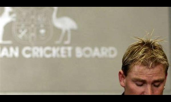 Shane Warne's diepbedroefde dochter lanceert 'respectloze' miniserie over cricketicoon