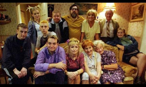 The Royle Family nu gecast: Gogglebox-legende, Corrie-ster en tragische sterfgevallen