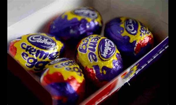 We probeerden curry gemaakt van Cadbury Creme Eggs - en hadden er geen hekel aan